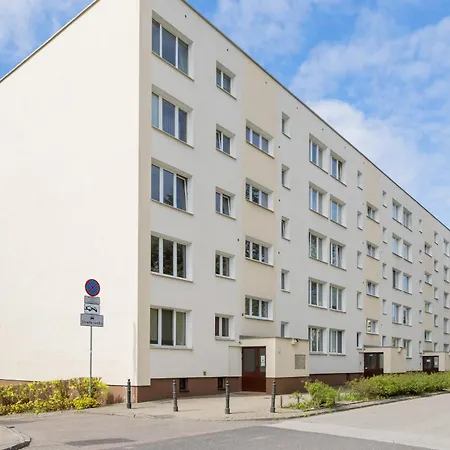 Schillera By Renters Varšava