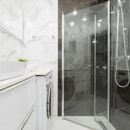 Schillera By Renters *