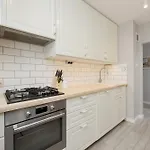 Schillera By Renters Warszawa